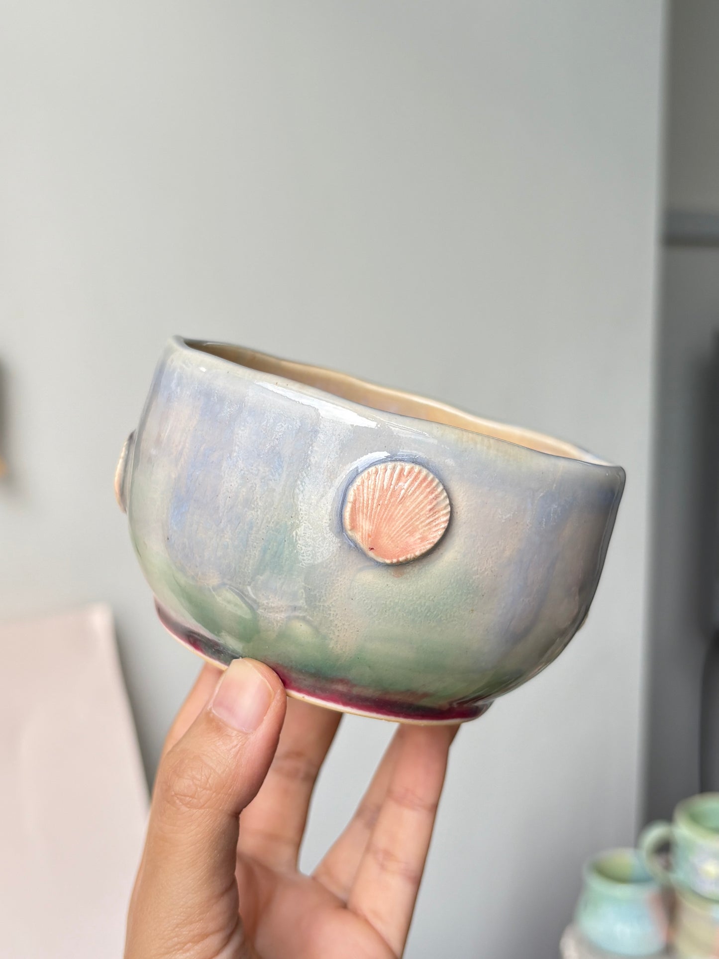 Ricebowl with shells (plum interior)