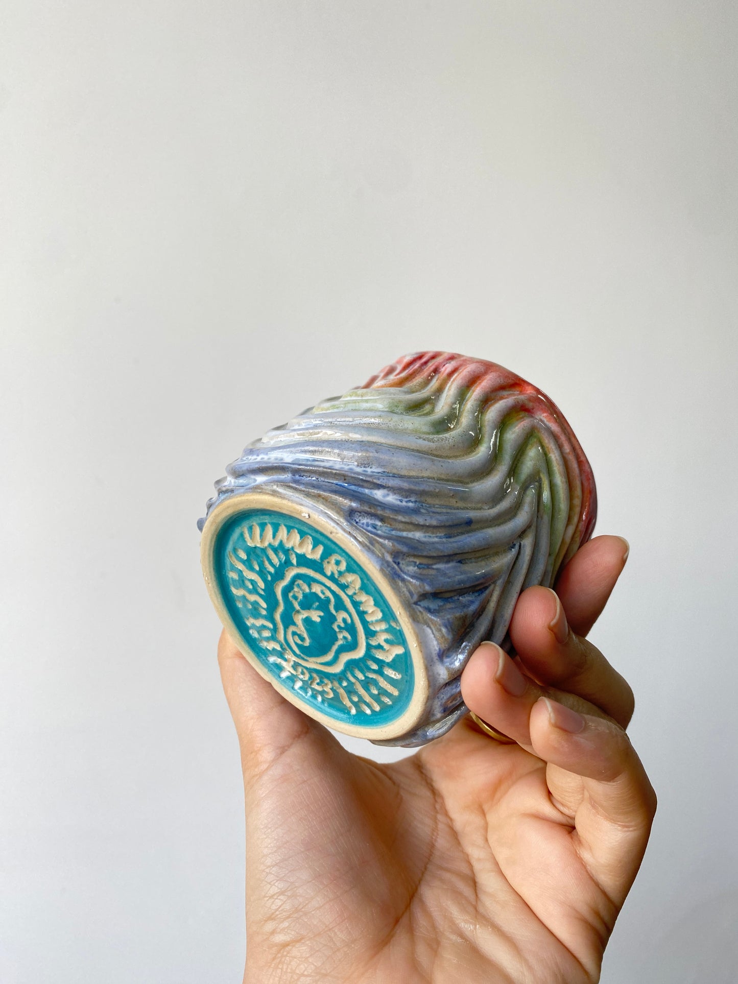 Seabed Rainbow Sipcup- Lone Rainbow MEDIUM