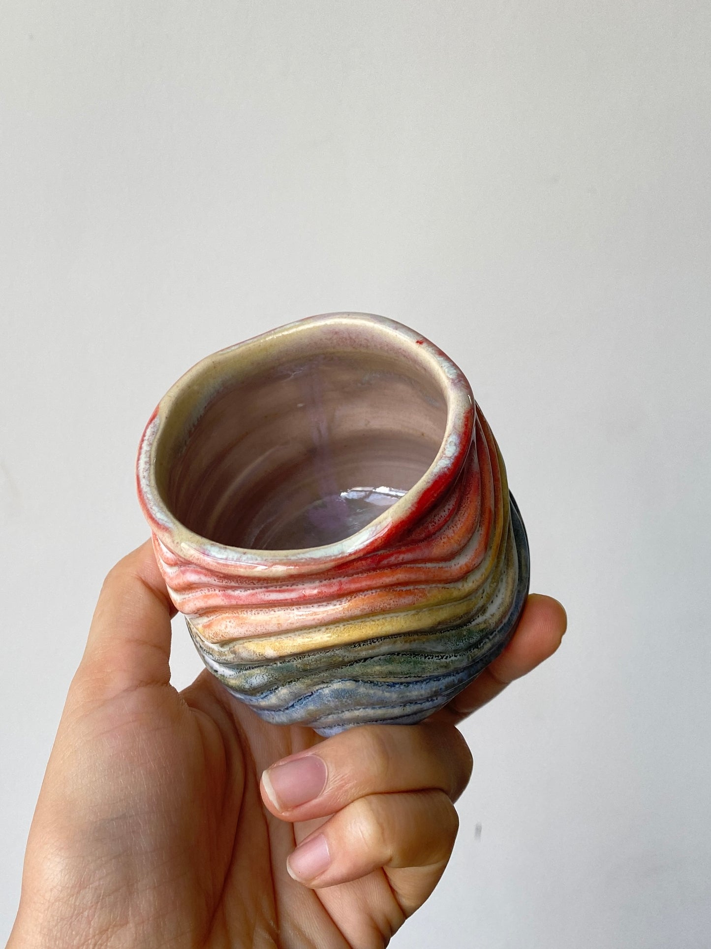 Seabed sipcup- Lone Rainbow, SMALL