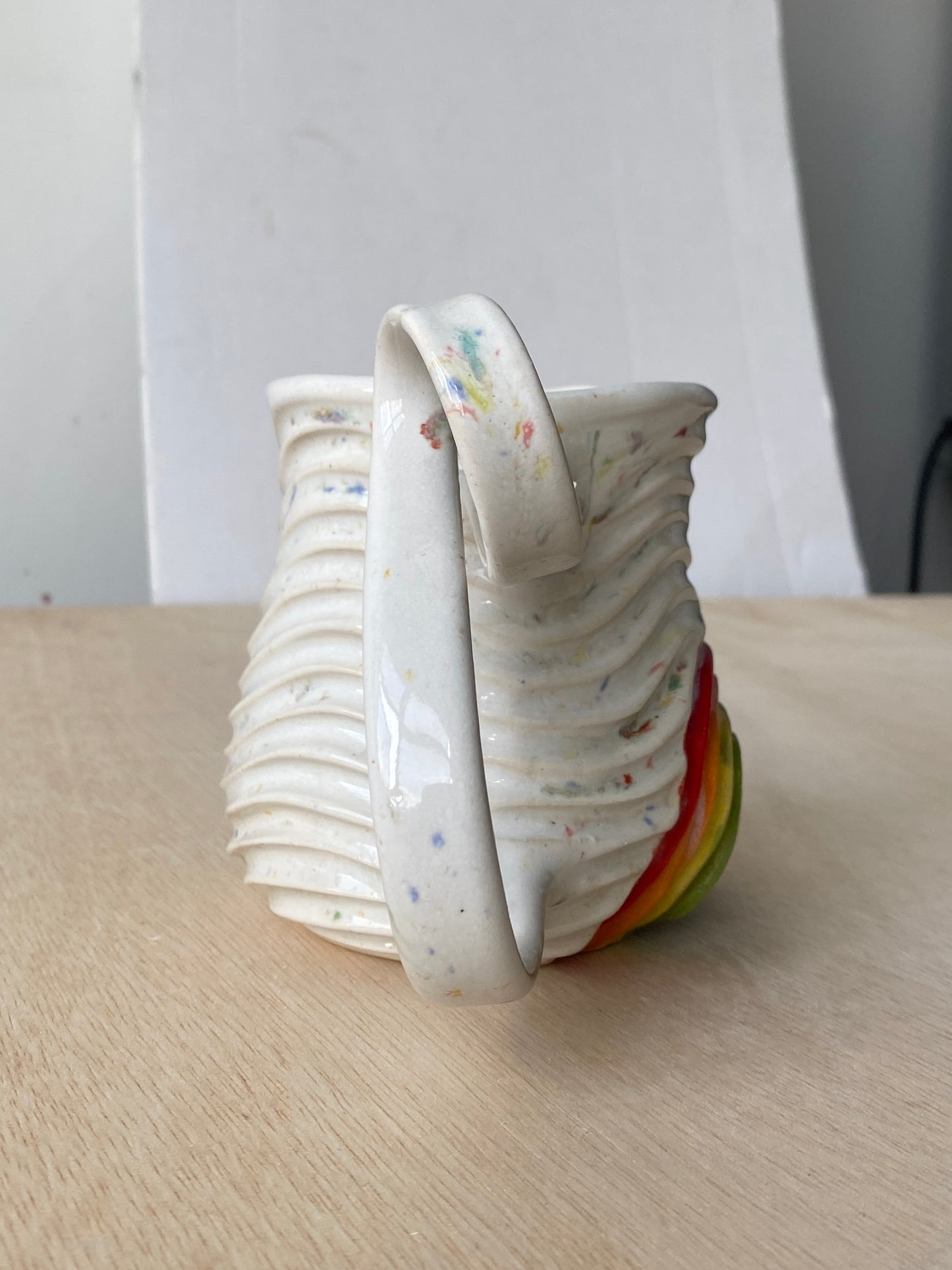 'Confetti White' Rainbow Seabed Mug (3)