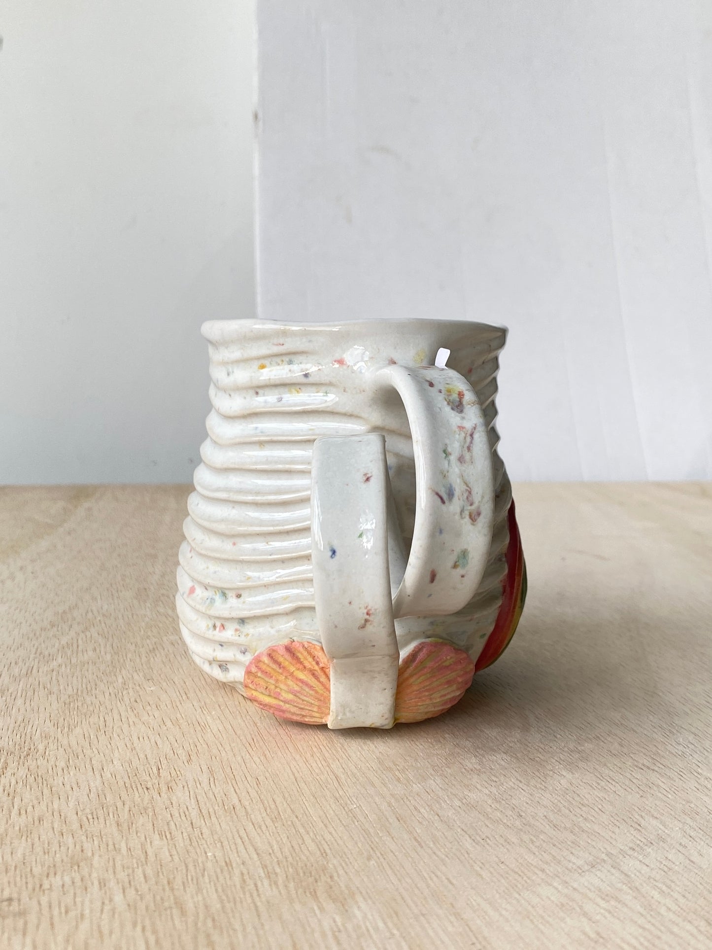'Confetti White' Rainbow Seabed Mug (1)