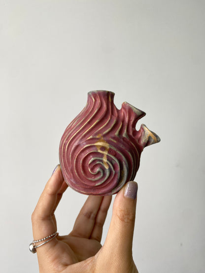 Mini Seaheart Budvase in Clam Pink.