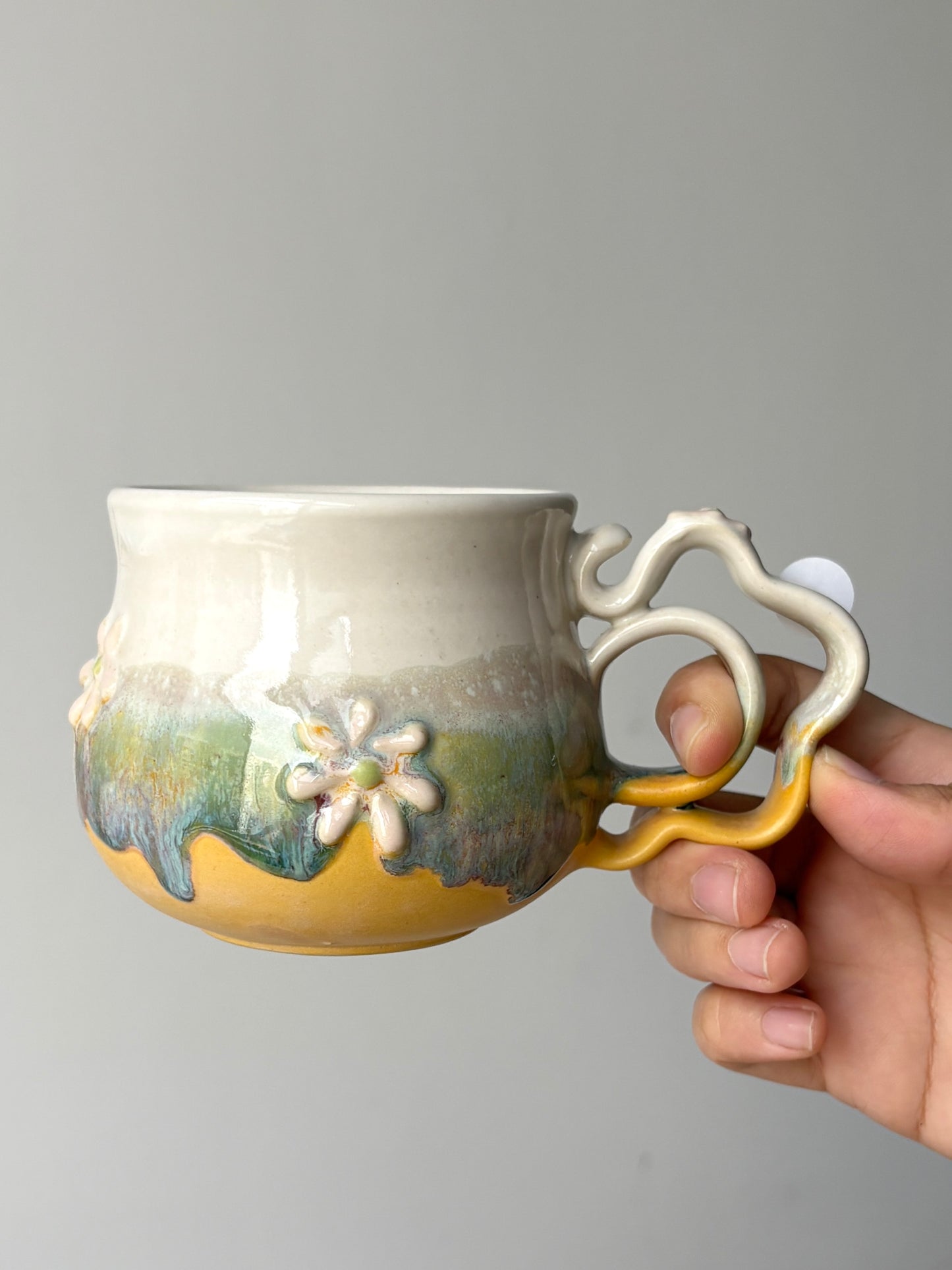 Daisy White- Bloom Mug (1)