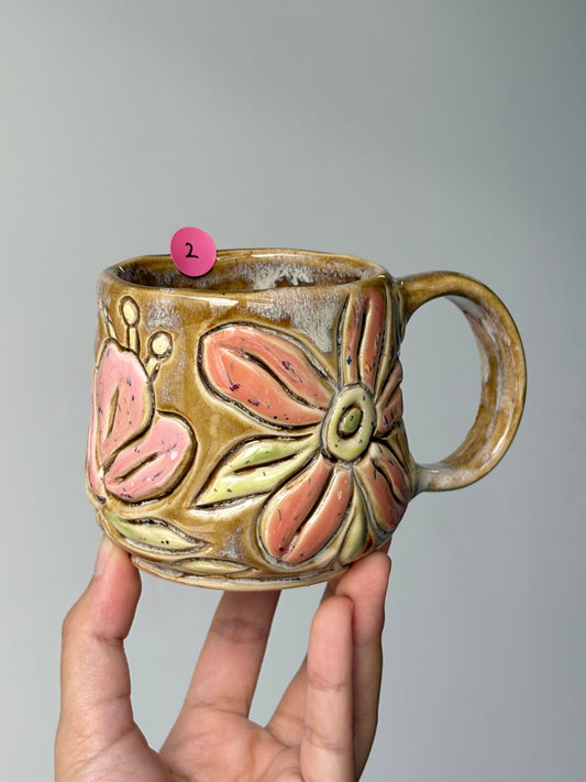 Bunga-Bunga mug in Mocha (2)