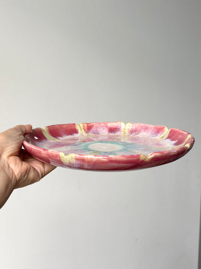 Flower power Dinner Plate in dark Pink