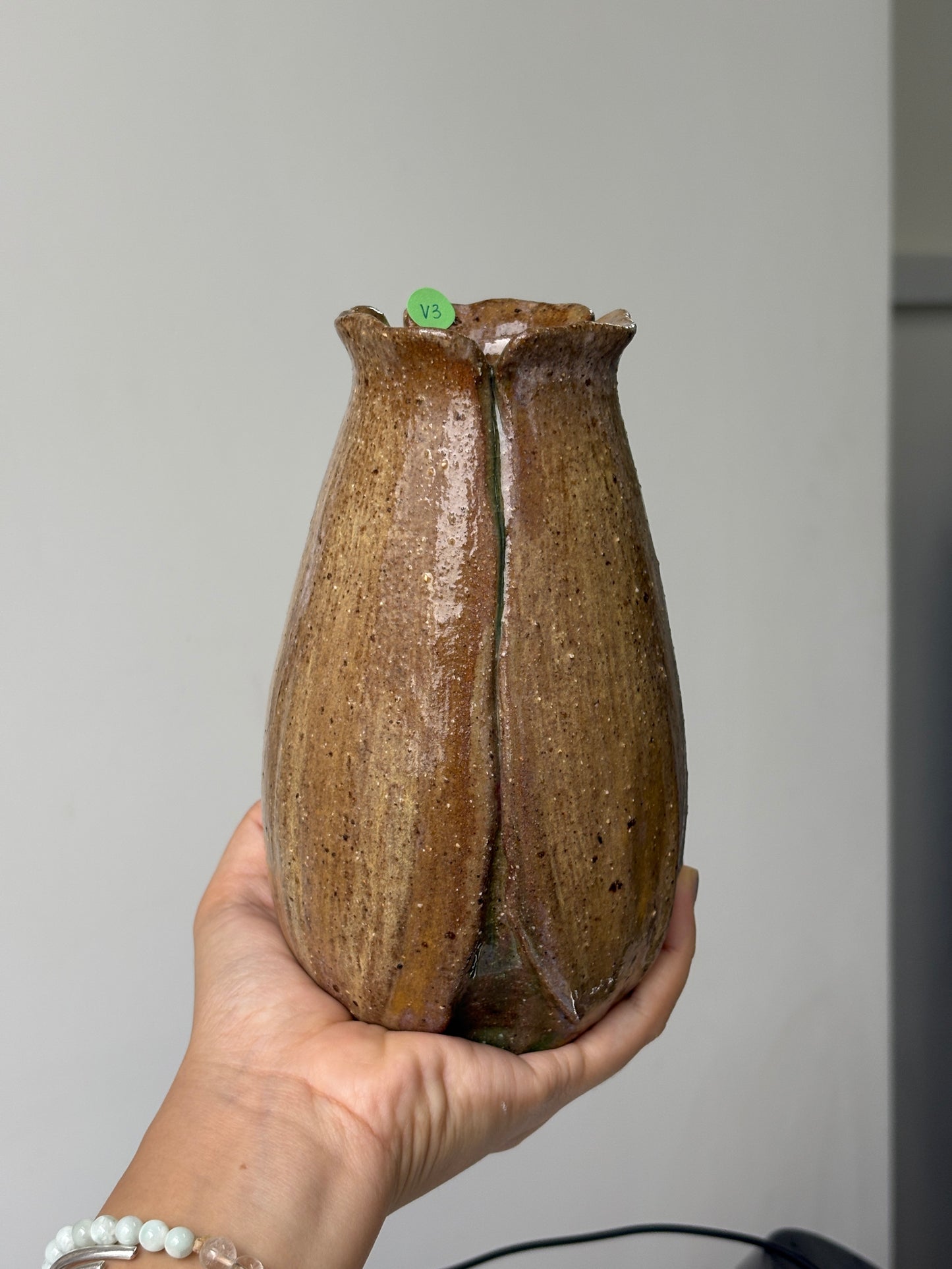 Brown Flower Bud Vase (V3)